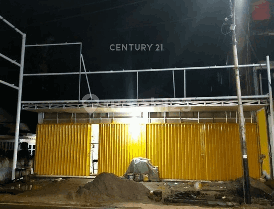 For Sale, Strategic Location Shop House Suitable for Business in Jatinegara 2