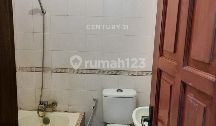 Dijual Rumah Dua Lantai Siap Huni Pondok Pinang Jakarta Selatan 2