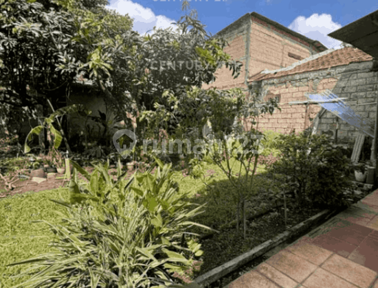 Dijual Rumah di Petukangan Utara Hitung Tanah Hadap Jalan 2