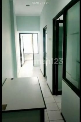 Dijual Ruko Gandeng Furnish Sudah Design Kantor Siap Pakai 