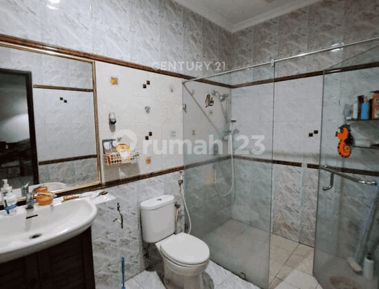 Dijual Cepat Rumah Semi Furnish di Metro Ria Jakarta Utara 2