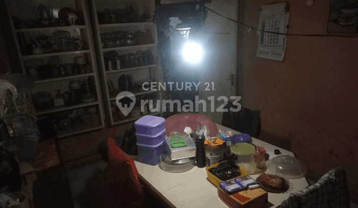 Very Good Cheap Quick Sale House in Menteng, South Jakarta 2