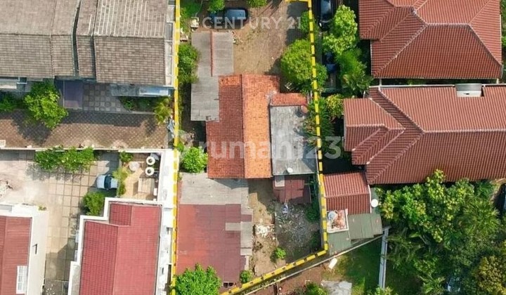 Dijual Bu Tanah dengan Bangunan Lama di Pejaten Barat