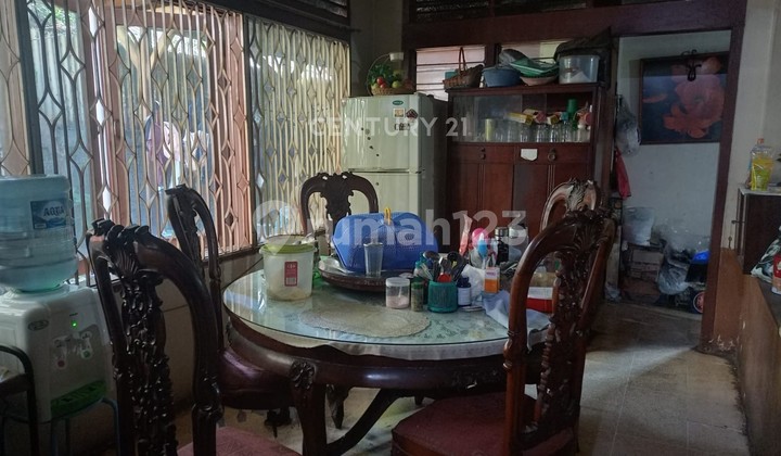 Dijual Rumah Lama di Tanah Kusir Jakarta Selatan 2