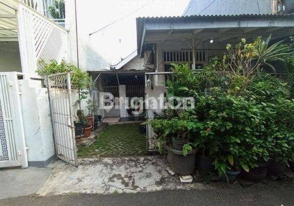 Dijual Rumah Di Pulomas Kayu Putih Lingkungan Perumahan Dkt Jalan Raya Besar 1