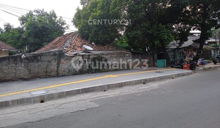 Land for Sale Near Trans Jakarta, Roadside in Cawang Land for Sale Near Trans Jakarta, Roadside in Cawang