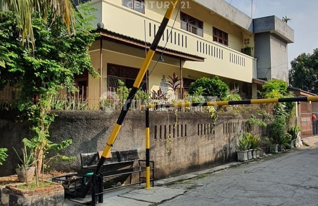 Dijual Rumah Hook 2 Lantai di Kelapa Gading Jakarta Utara
