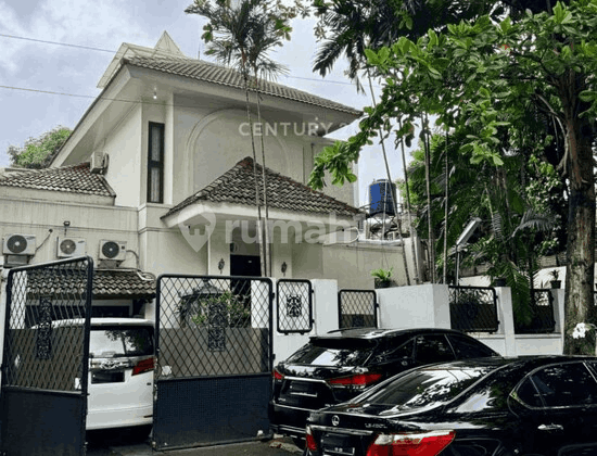 Dijual Rumah Mewah Semi Furnish Di Pondok Indah Jakarta Selatan