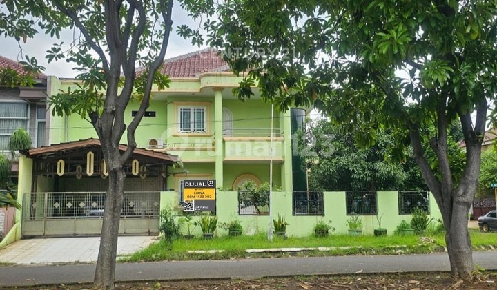 Dijual Rumah Asri Hook di Taman Modern Cakung Jakarta Timur 2