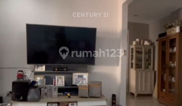Dijual Rumah Mewah Semi Furnish di Kalibata Jakarta Selatan