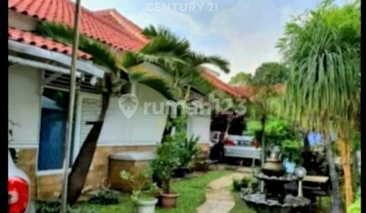 Jual Cepat Rumah Murah 2 Kavling di Jalan Utama Kebayoran Lama