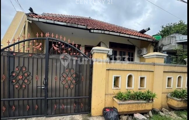 Dijual Cepat dan murah dibawah harga  Rumah Di Cipayung Jakarta Timur