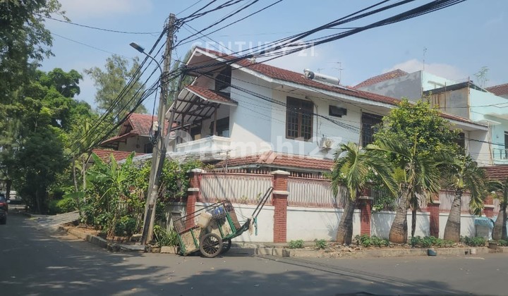 Jual Rumah Hook Luas Nyaman di Kelapa Gading Permai Jakarta Utara Jual Rumah Hook Luas Nyaman di Kelapa Gading Permai Jakarta Utara