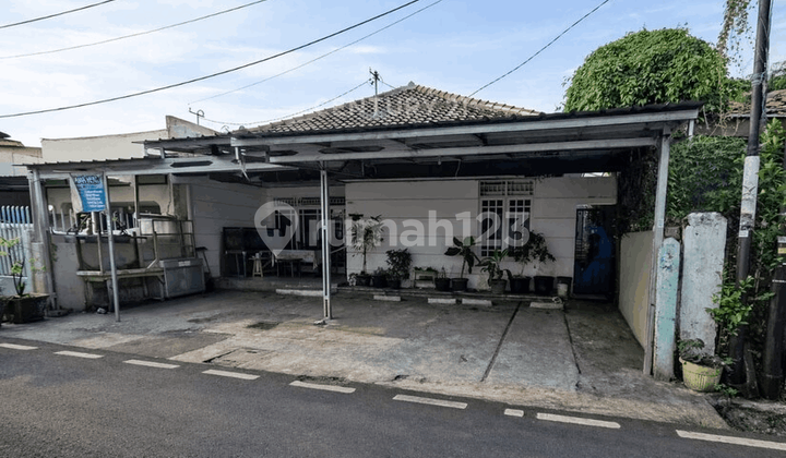 Dijual Murah Rumah dan 3 Kamar Kos di Kwitang Jakarta Pusat