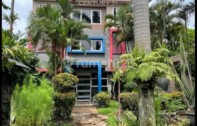 For Sale: Building and Warehouse Near Pulogebang Industrial Area, East Jakarta