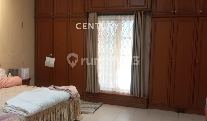 Jual Rumah 2 Lantai Nyaman dan Asri di Perumahan Jatinegara Baru 2