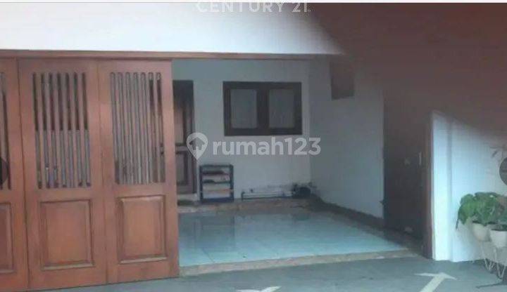 Dijual Cepat Rumah Semi Furnish Di  Bumi Bintaro Permai Jak Sel 2