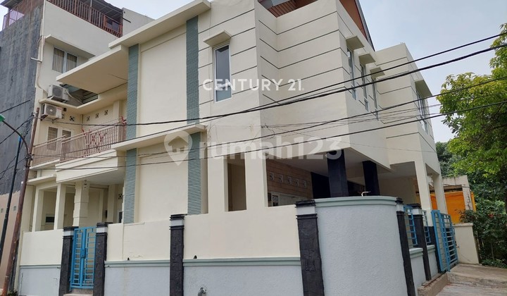 Rumah Hoek Di Komplek Sudah Renovasi 9 KamarKelapa Gading Jakut 1