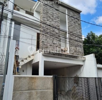 Dijual Rumah Mewah Ada Kolam Renang Di Kemang Jakarta Selatan