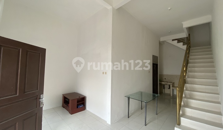 Disewakan murah rumah di tanjung duren jakarta barat 2