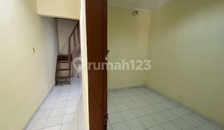Disewakan Rumah di Tanjung Duren Jakarta Barat 2