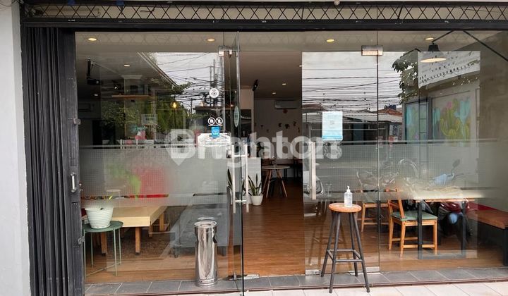 For quick sale and price drop, a thriving commercial property on Moh Kahfi Jagakarsa main road, near Depok-Antasari toll road.