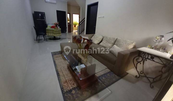 Murah Banget Dijual Bu Rumah Full Renov Dekat Grand Galaxy 1