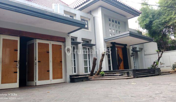 Rumah Cantik Dekat Mesjid Sunda Kelapa, Menteng, Jakarta Pusat 1