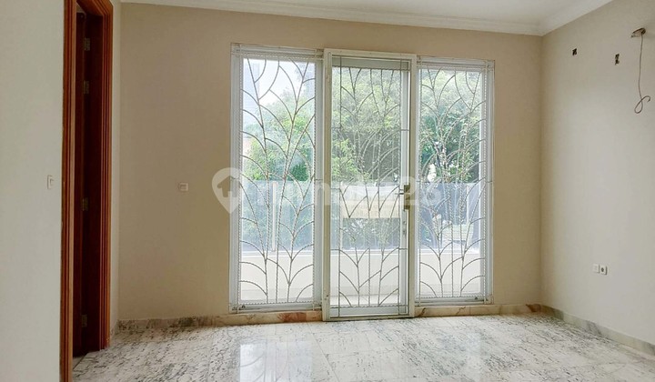 Rumah Bagus Disewakan Dekat Scbd Area Nyaman dan Premium, Kebayoran Baru 2