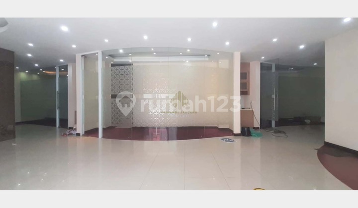 Mini Building Siap Pakai Area Senopati, Kebayoran Baru, Jakarta Selatan.