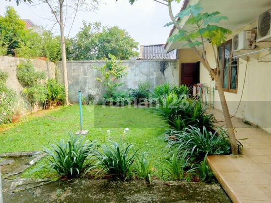 Jual Rumah Cepat & murah, Akses 3 mobil, Area Pancoran, Jakarta Selatan  1