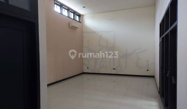 Dijual Cepat Rumah Siap Huni Di Tenggilis Tengah 

 2