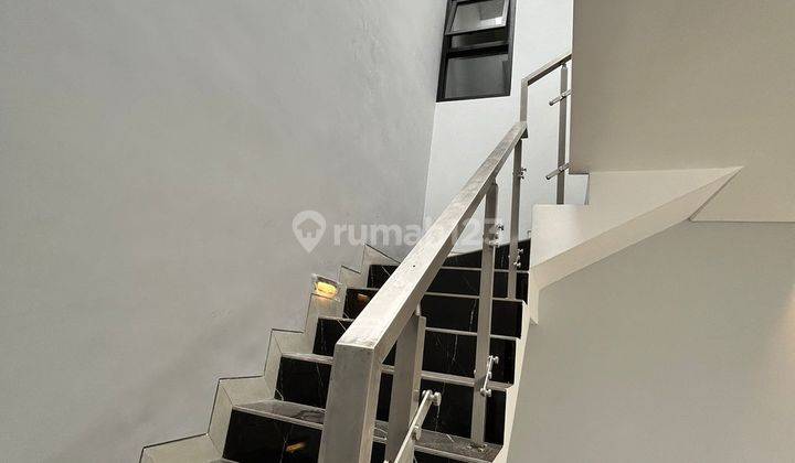 Dijual rumah baru gress di Sutorejo Timur‼️
 2