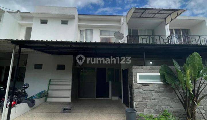 Dijual cepat rumah siap huni di Decasa Residence, Surabaya Barat 1