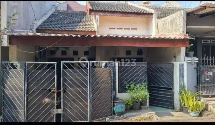 Dijual Cepat Rumah Di Semolowaru Elok 

 1