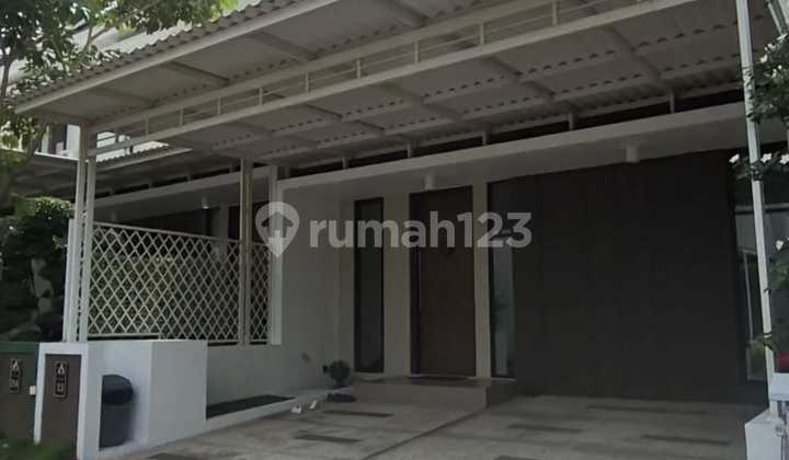 Dijual Cepat Rumah di Taman Puspa Raya, Citraland (Bu)