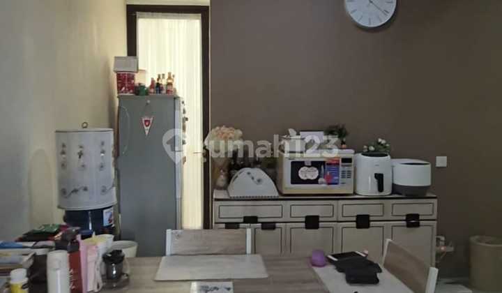 Dijual Cepat Rumah di Taman Puspa Raya, Citraland (Bu) 2