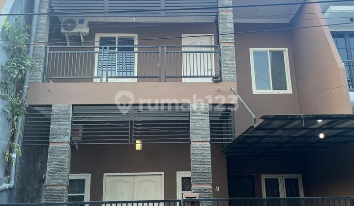 Disewakan Rumah Siap Huni Di Pucang Anom Timur Disewakan Rumah Siap Huni Di Pucang Anom Timur