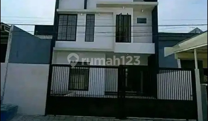 Quick Sale New House in North Mulyosari Quick Sale New House in North Mulyosari