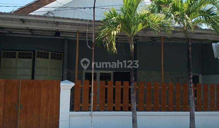 Disewakan Rumah Baru Selesai Renovasi Di Sutorejo Utara‼️

 1