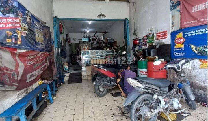 Dijual cepat Ruko dan Usaha Bengkel Sepeda Motor
Kawasan komersil di Kutisari Utara

 1