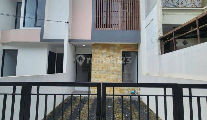 Dijual Rumah 2 Lt, Brand New, Row Jalan 2 Mobil, Gading Griya 1