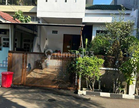 Dijual Rumah 2 Lt, 160m2, Bagus, Bebas Banjir, dekat Mal Kelapa Gading 1