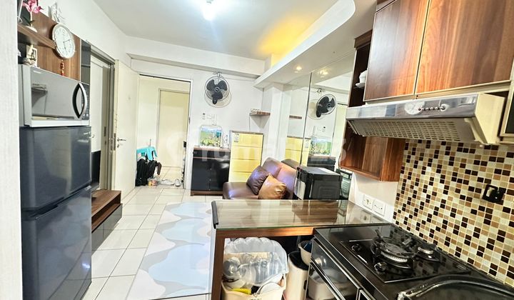 For Quick Sale: Greenbay Apartment Unit, 2-Bedroom Type, Semi-Furnished