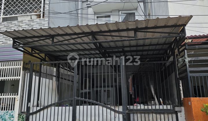 Ready House Still Neat Strong Flood-Free