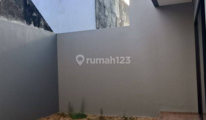 Di Jual Rumah Di Taman Semanan Murah  2