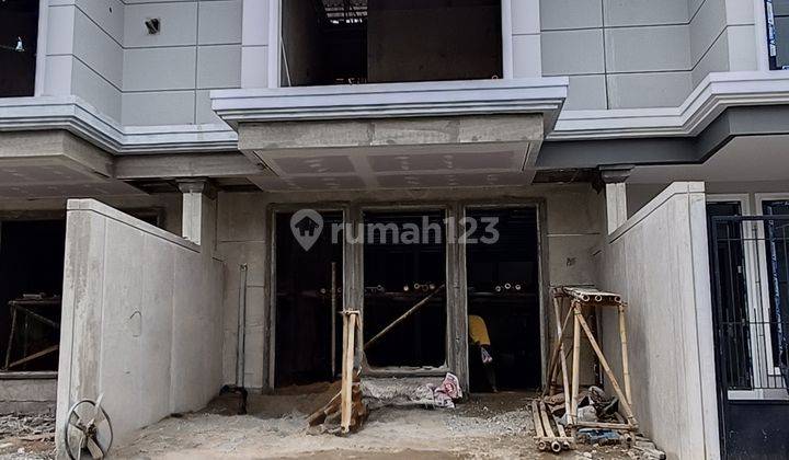 Jual Rumah 2 Lantai Mewah 1