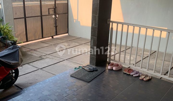 Rumah Puri Gardena Pegadungan Jakbar Rapi Cantik Murah