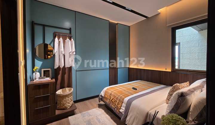 Vanica Summarecon Crown Gading 2