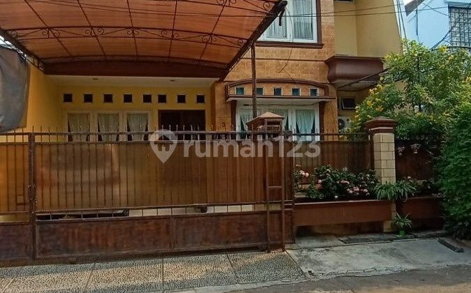 DIJUAL CEPAT RUMAH 2 1/2 LANTAI GADING BAGUS SIAP HUNI 1